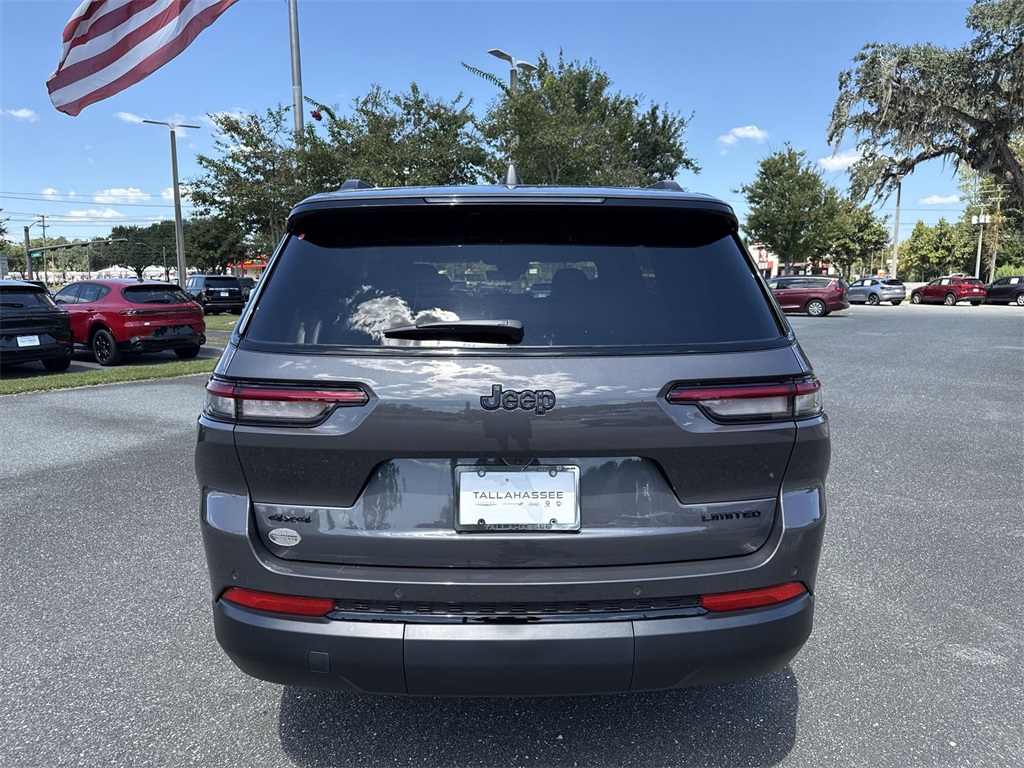 2025 Jeep Grand Cherokee Limited photo 4