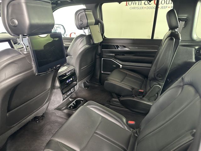 2022 Jeep Wagoneer Series II photo 23
