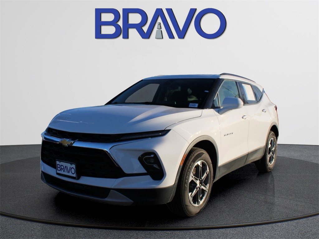 2023 Chevrolet Blazer 2LT's photo