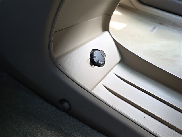 2004 Toyota Highlander photo 26