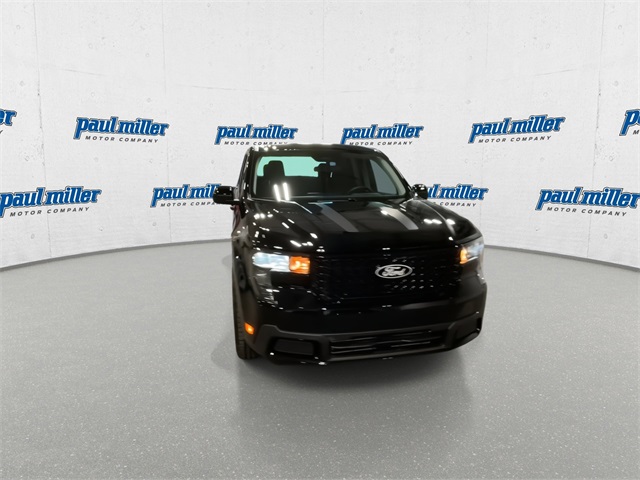 2025 Ford Maverick XLT photo 3