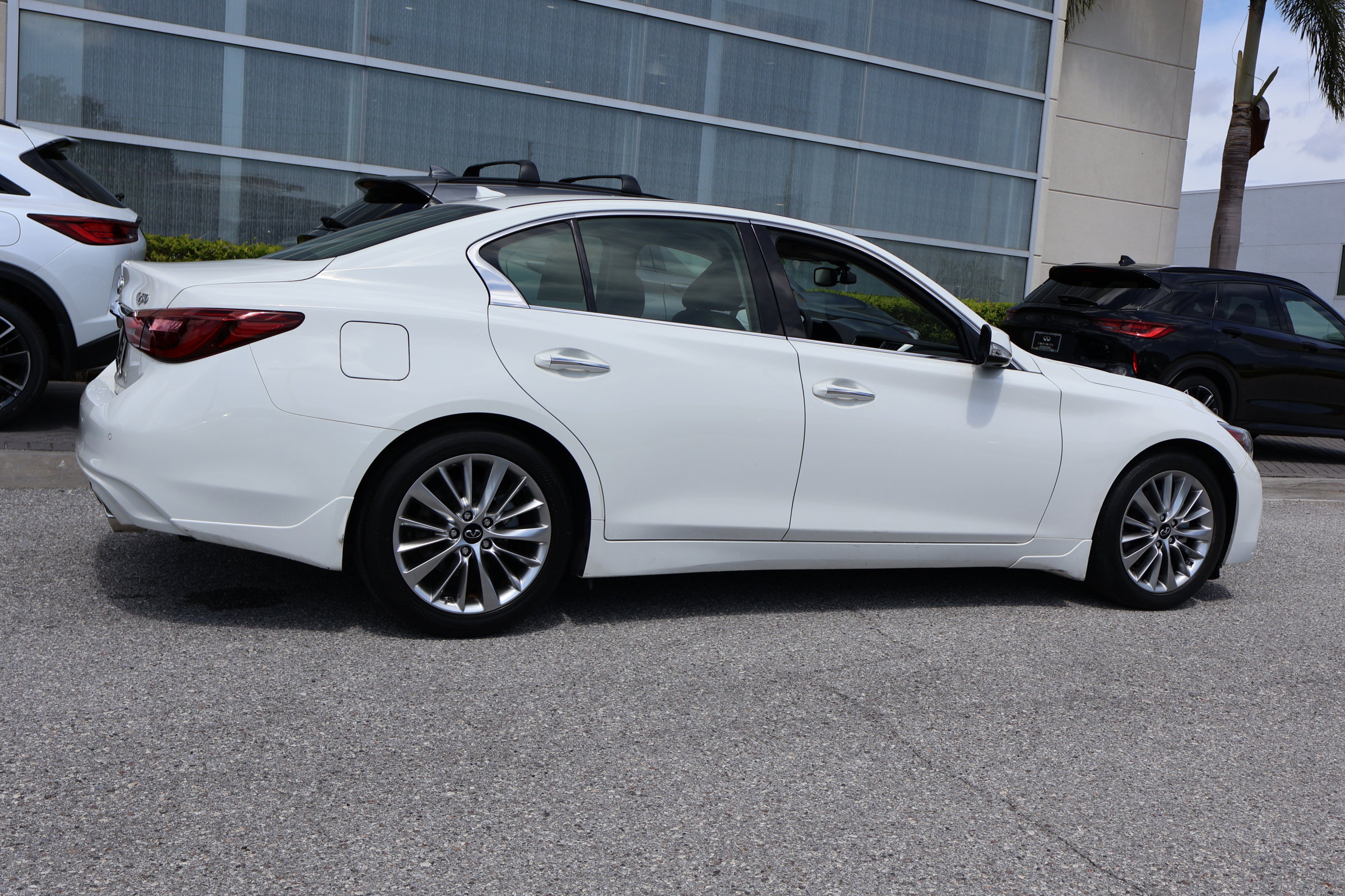 2021 Infiniti Q50 3.0t LUXE photo 10