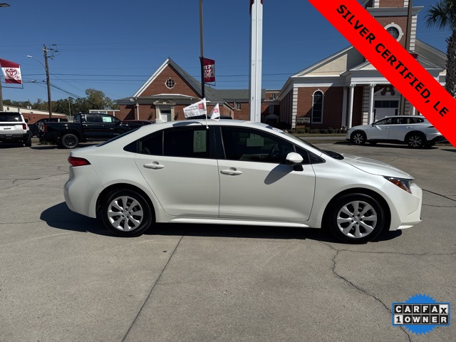 2021 Toyota Corolla LE photo 4