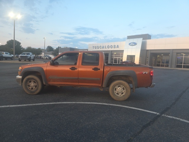 2005 Chevrolet Colorado LS photo 5