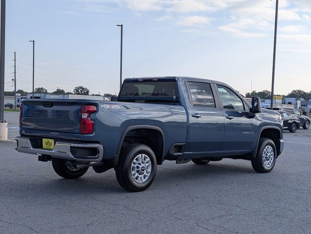 2026 Chevrolet Silverado 2500HD LT photo 3