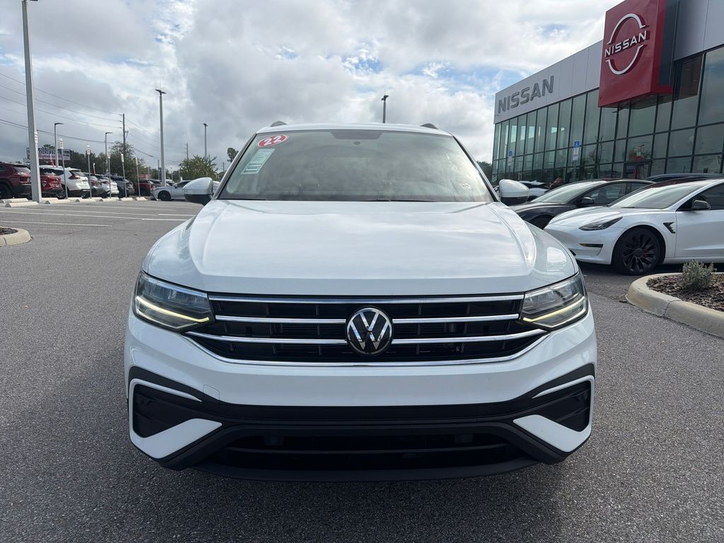 2022 Volkswagen Tiguan S photo 2