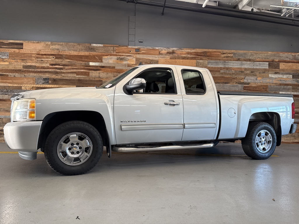 2010 Chevrolet Silverado 1500 LT photo 19