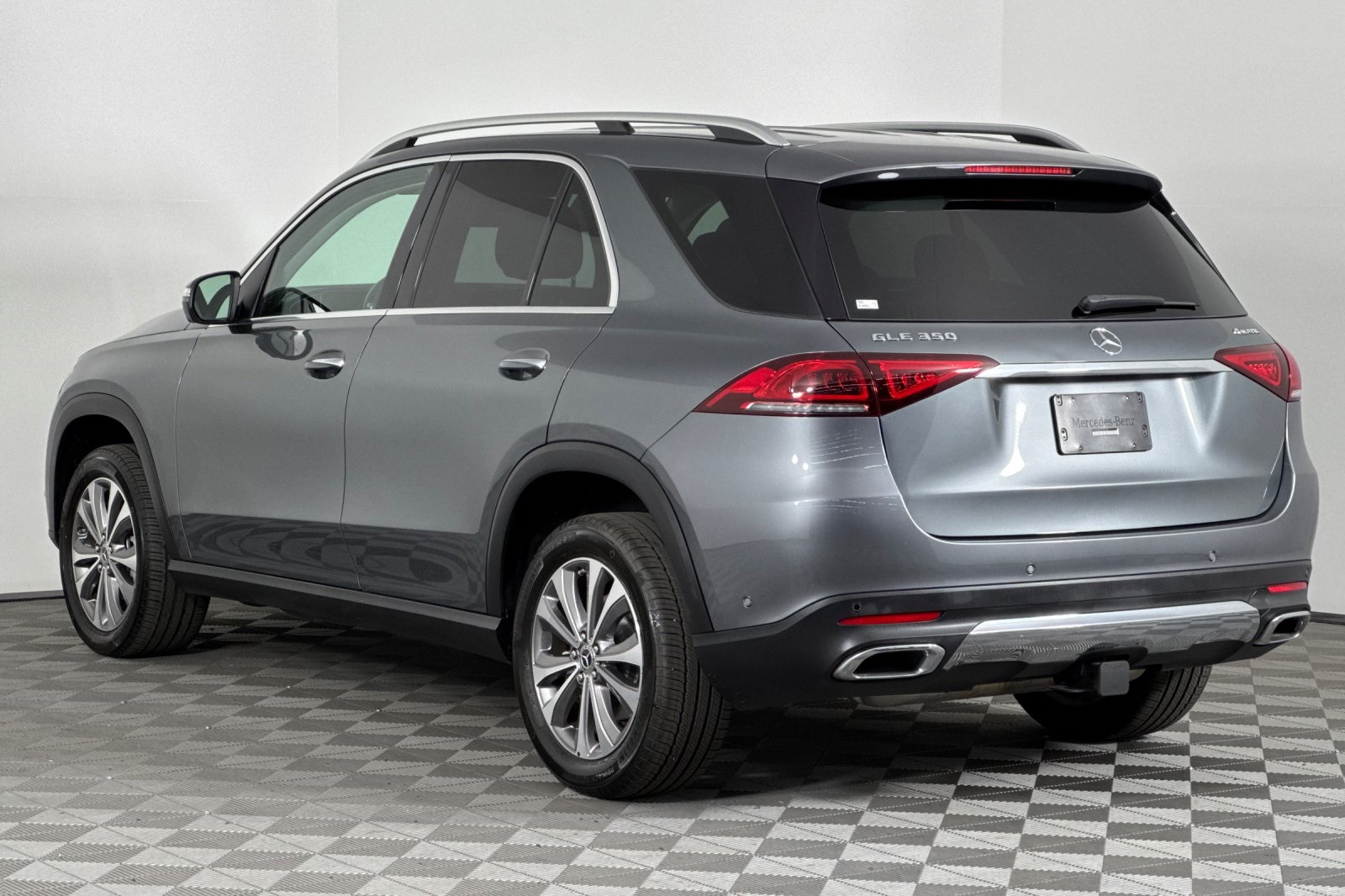 2023 Mercedes Benz GLE 350 4MATIC photo 5
