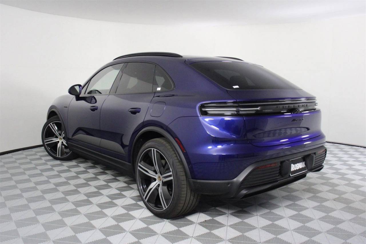Certified 2025 Porsche Macan Base with VIN WP1AA2XA5SL000195 for sale in Pasadena, CA
