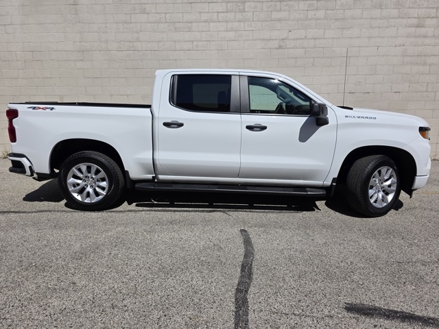 2022 Chevrolet Silverado 1500 Custom photo 6
