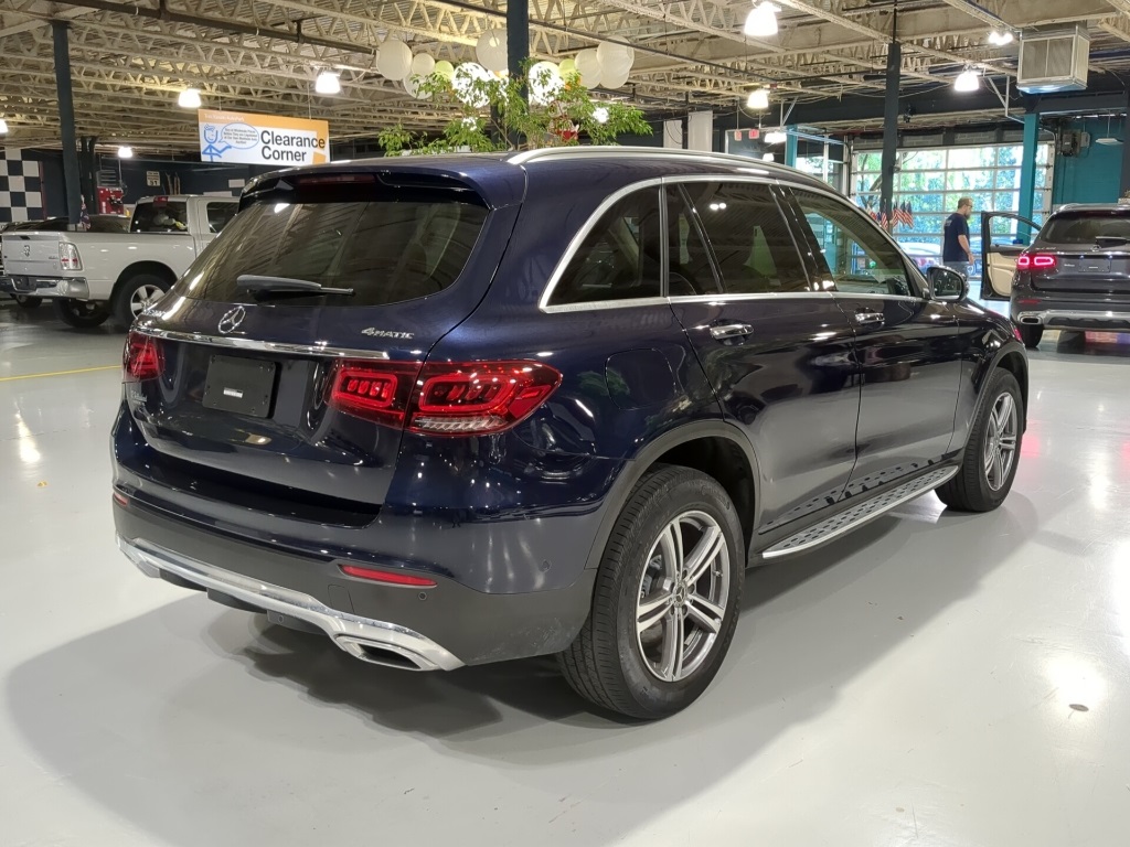 2022 Mercedes Benz GLC 300 4MATIC photo 5