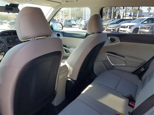 2025 Kia Soul LX photo 20