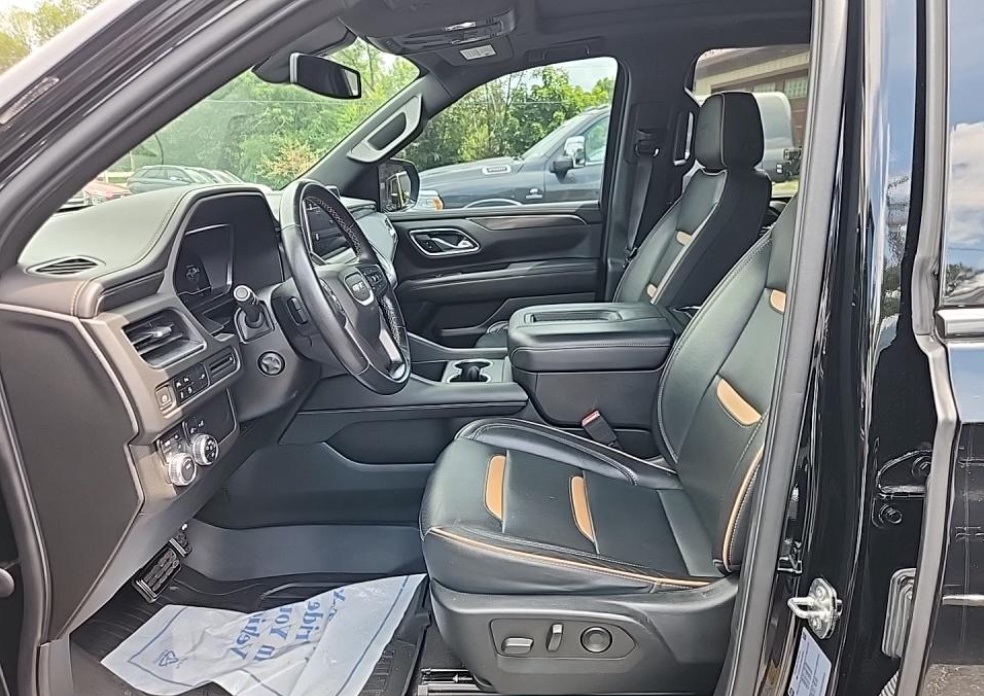 2022 Gmc Yukon XL AT4 photo 2