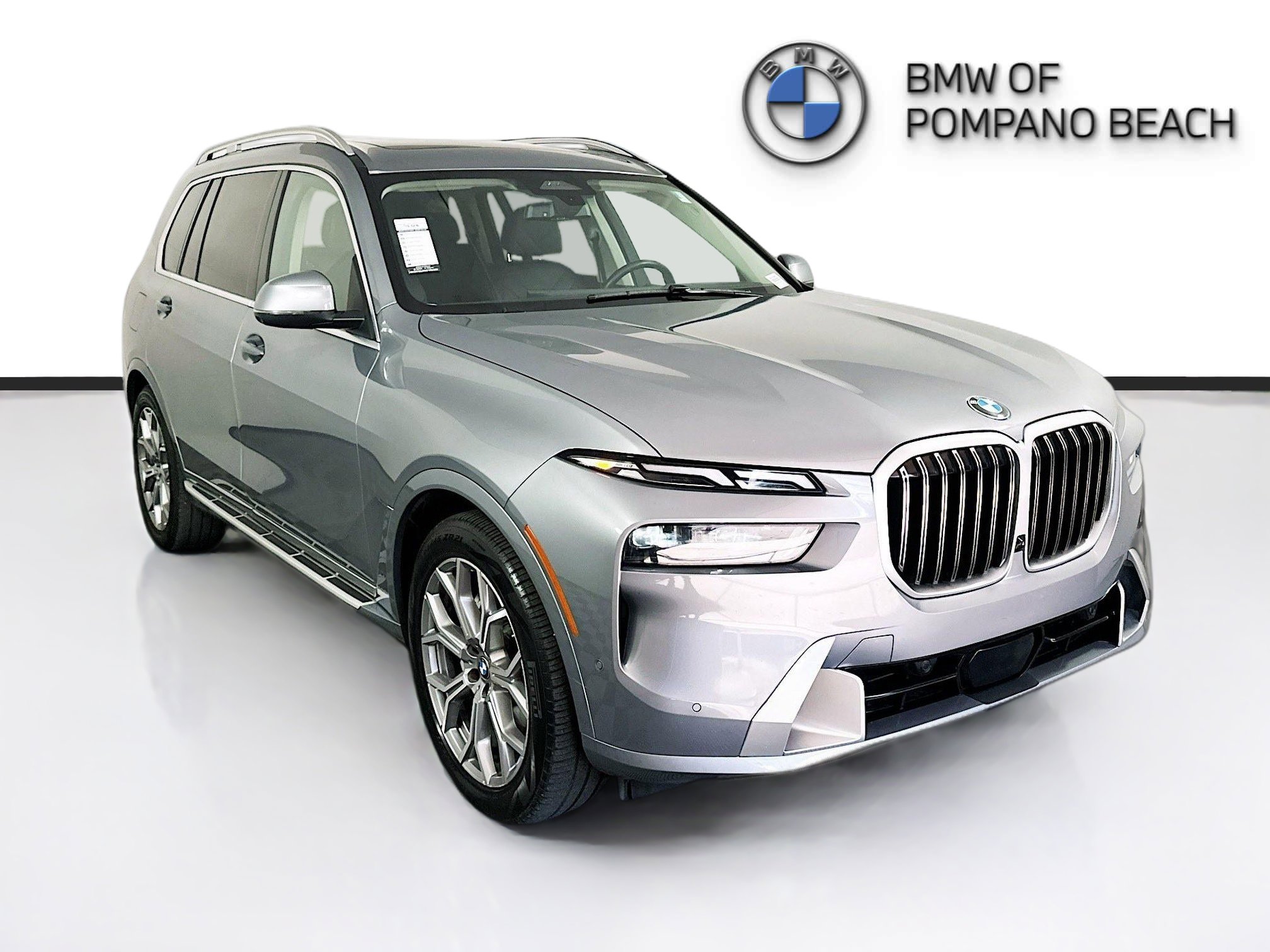 2024 BMW X7 40i's photo