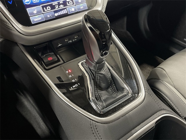 2022 Subaru Outback Limited XT photo 26