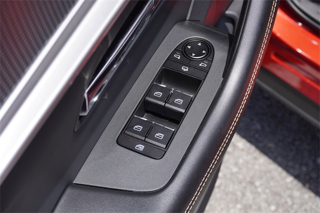 2025 Mazda CX-70 Plug-in Hybrid Premium Plus photo 17