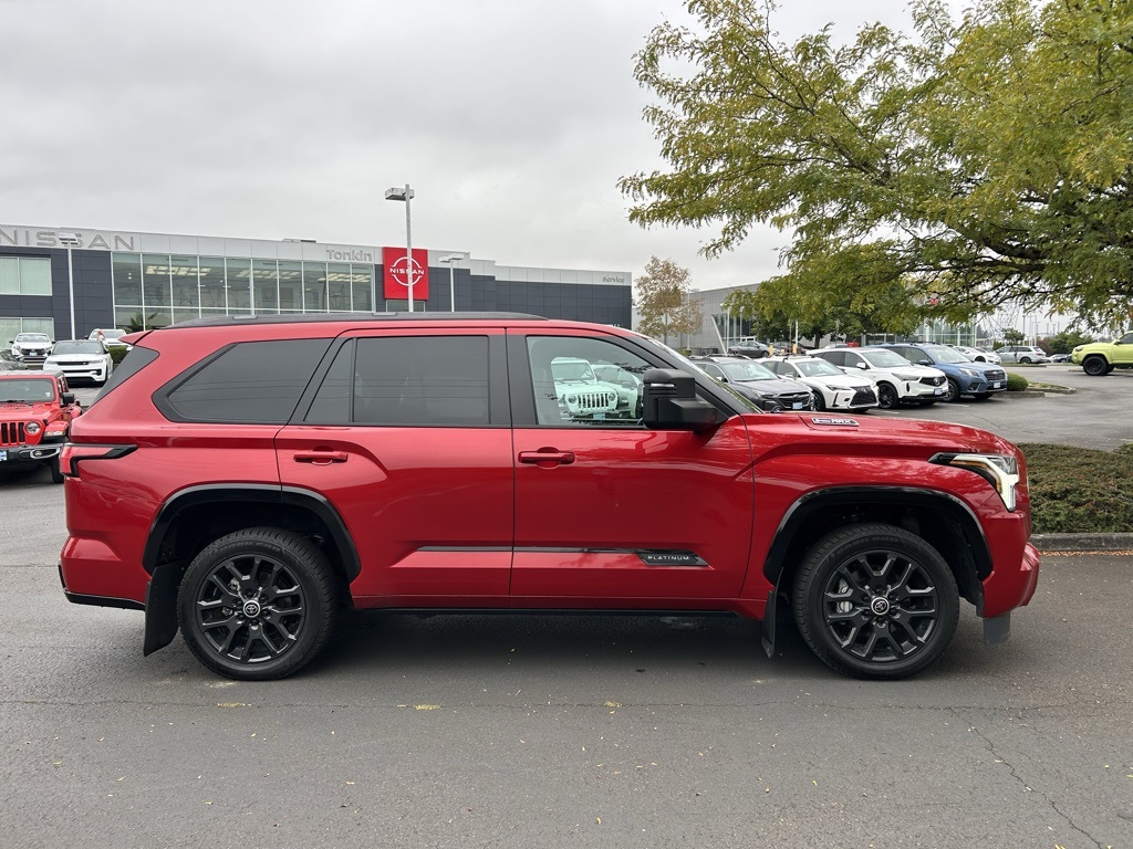 2024 Toyota Sequoia Platinum photo 2