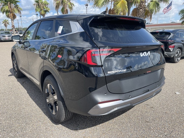 2026 Kia Sportage LX photo 3