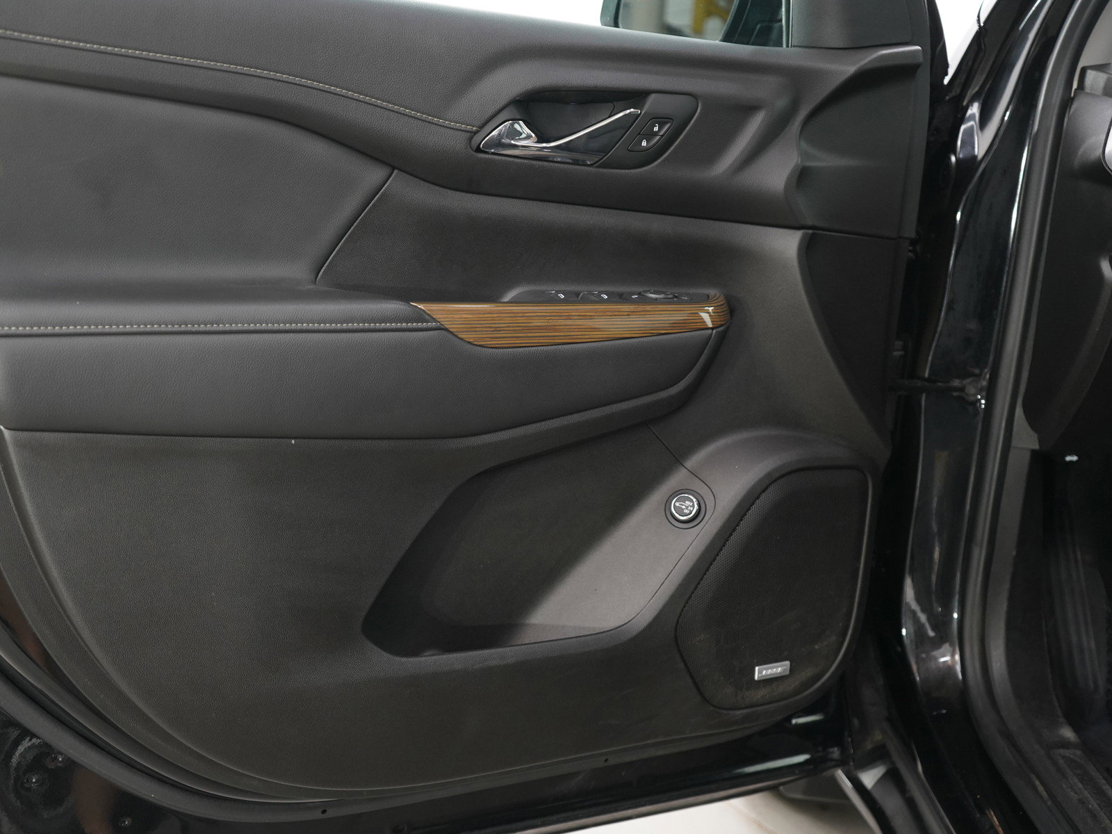 2021 Gmc Acadia SLE photo 17