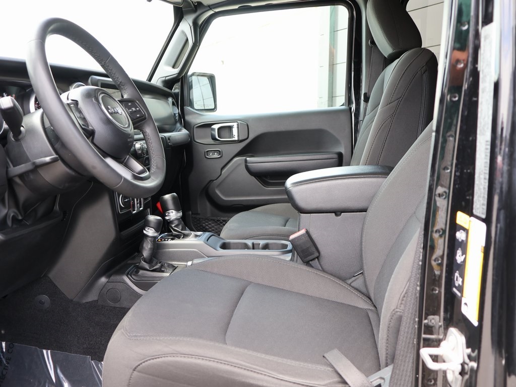2023 Jeep Gladiator Sport photo 21