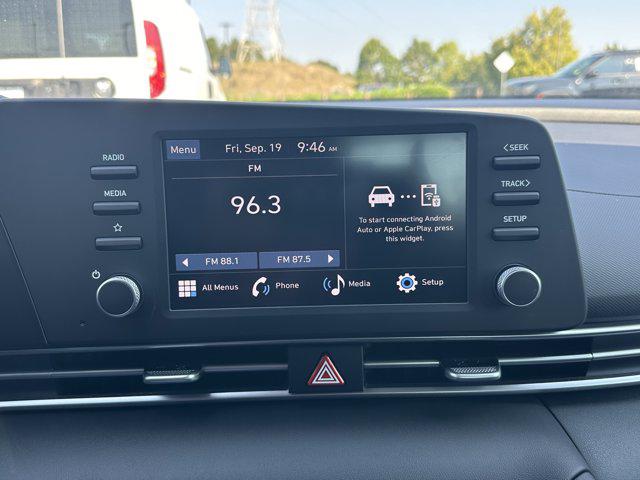 2025 Hyundai Elantra SE photo 23