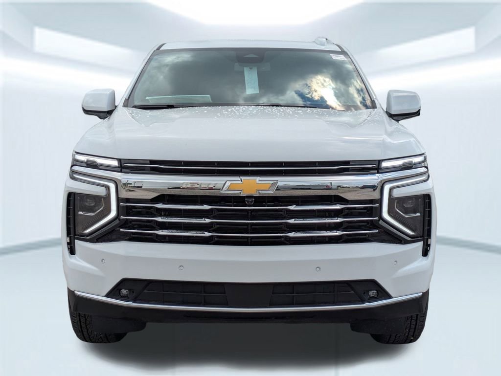 2026 Chevrolet Suburban LT photo 7