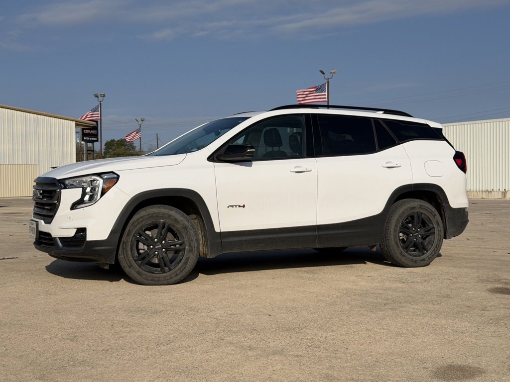 2022 GMC Terrain AT4's photo