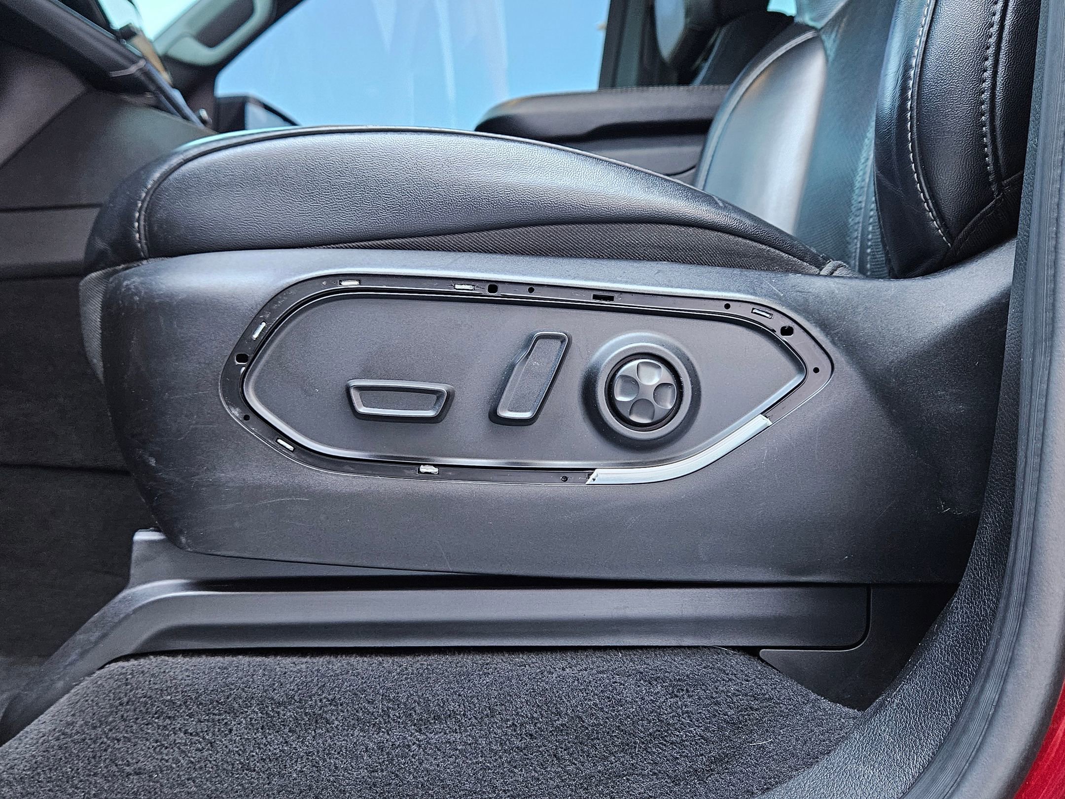 2023 Jeep Wagoneer Base photo 19