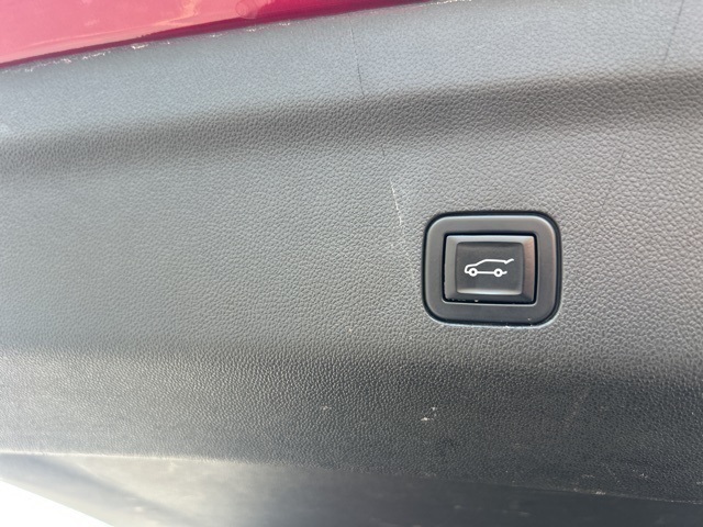 2022 Chevrolet Tahoe RST photo 22