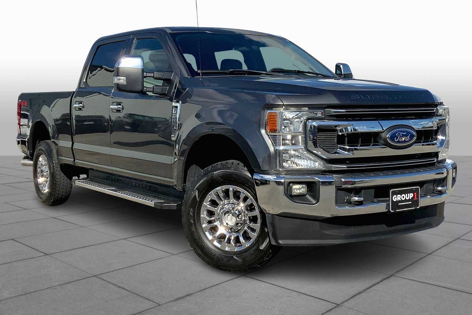 2020 Ford F-250 XLT photo 2