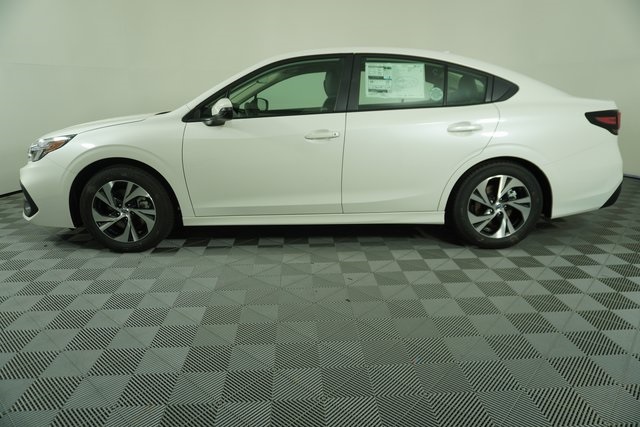 2025 Subaru Legacy Premium photo 4