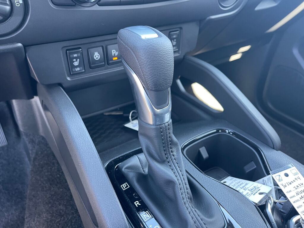 2026 Nissan Frontier Crew Cab SV photo 10