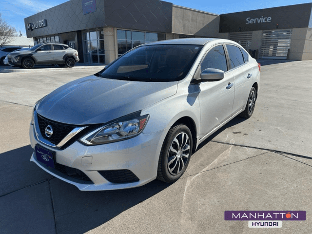 2018 Nissan Sentra S's photo