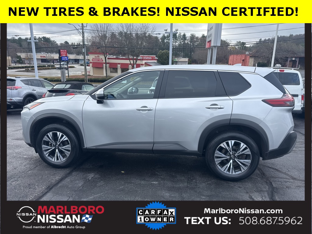 2023 Nissan Rogue SV photo 4