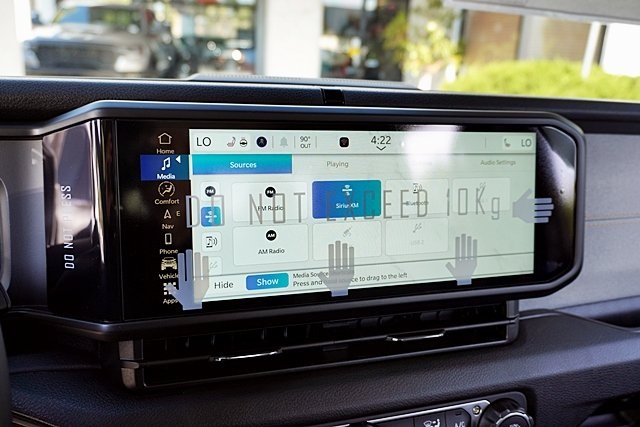 New 2025 Granite Crystal Metallic Clear-Coat Exterior Paint Jeep Sport S image 30