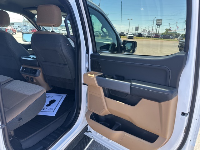 2023 Ford F-150 XLT photo 17