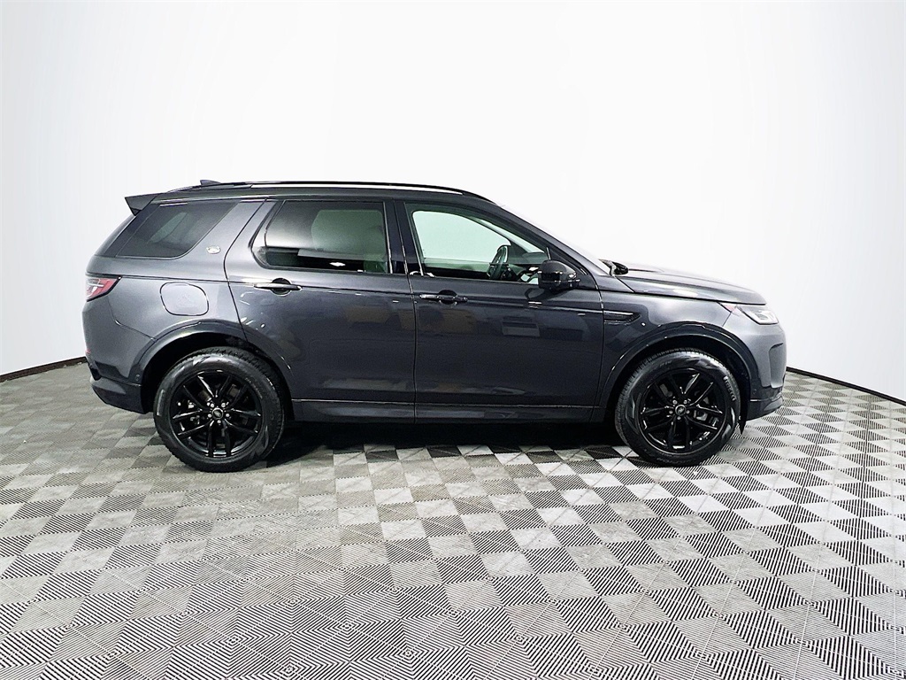2024 Land Rover Discovery Sport S photo 4