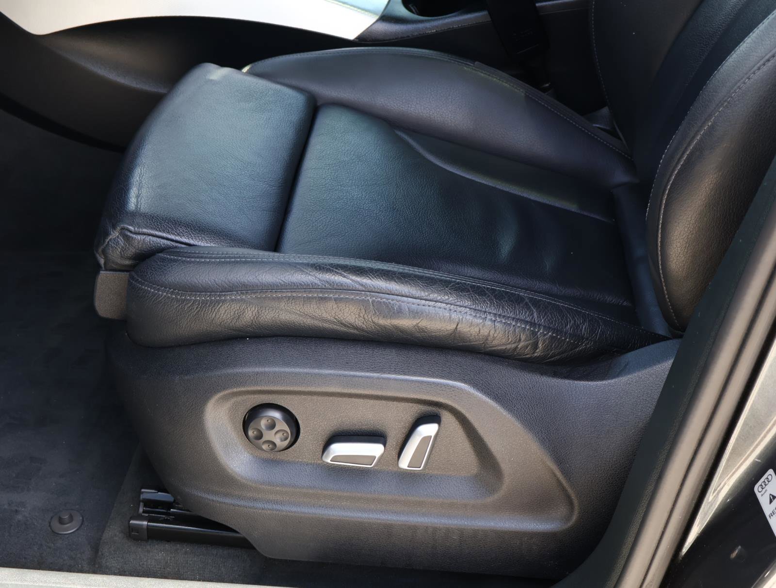 2017 Audi Q5 Premium Plus photo 12