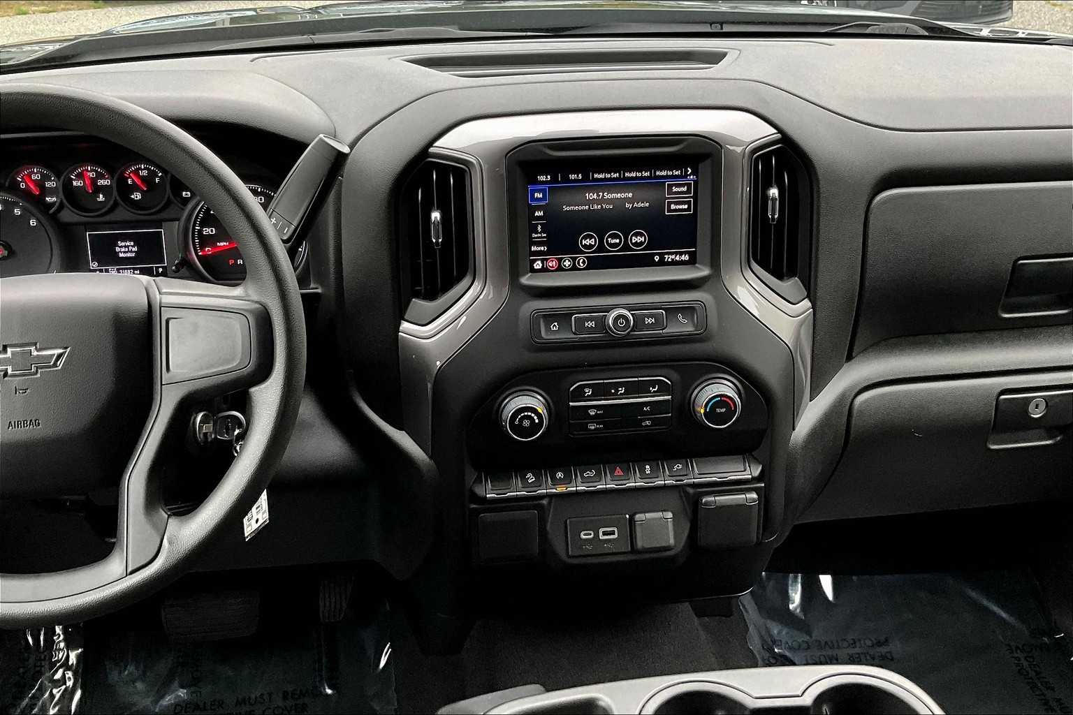 2022 Chevrolet Silverado 1500 Custom Trail Boss photo 6