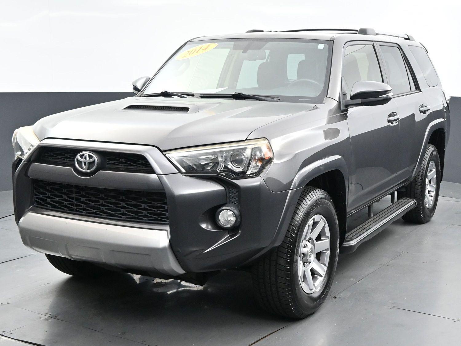 2014 Toyota 4Runner Limited photo 2