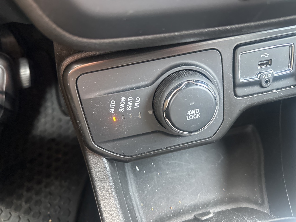 2022 Jeep Renegade Altitude photo 18