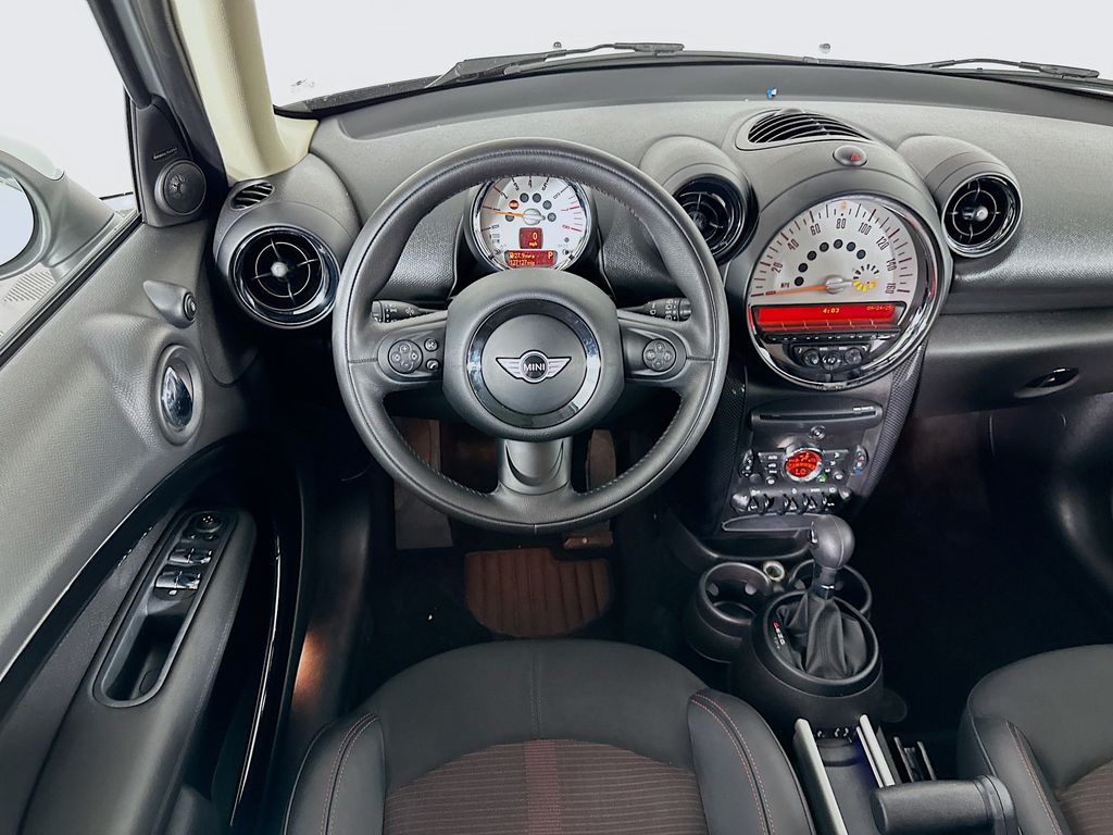 2013 Mini Countryman photo 18