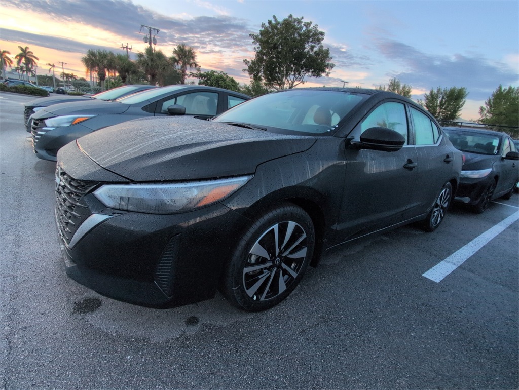 2025 Nissan Sentra SV photo 4