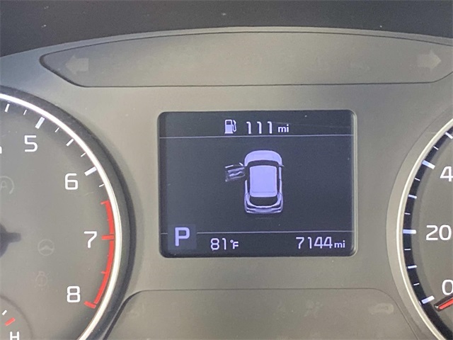 2023 Kia Seltos LX photo 18