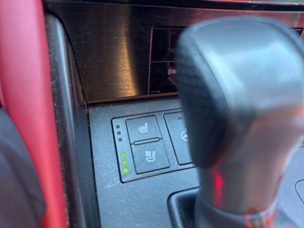 2023 Lexus IS 500 F SPORT Performance photo 14
