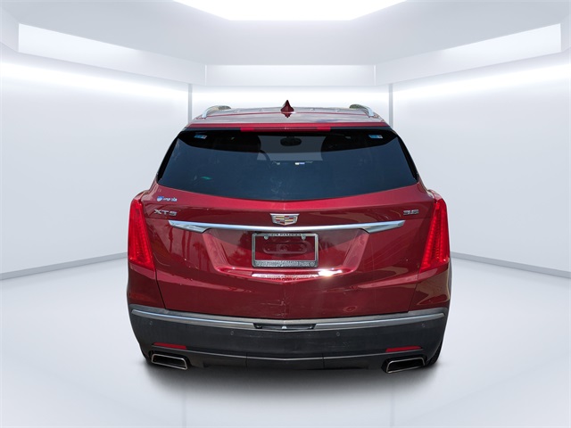 2017 Cadillac XT5 Luxury photo 3