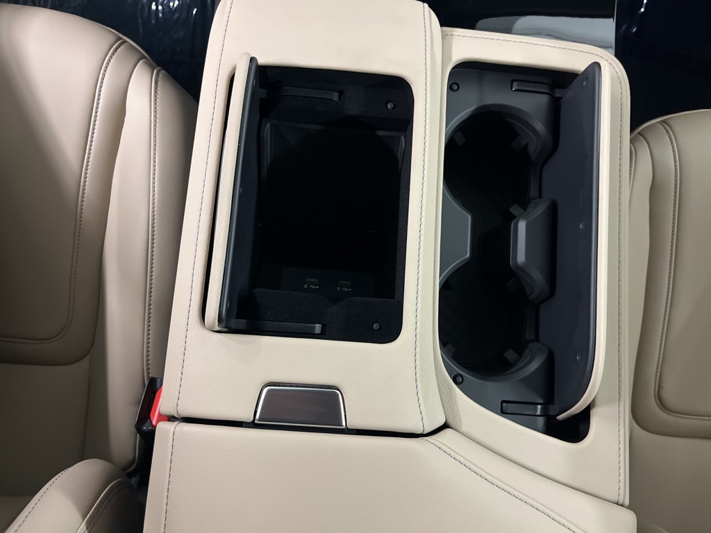 2025 Infiniti QX80 Pure photo 11