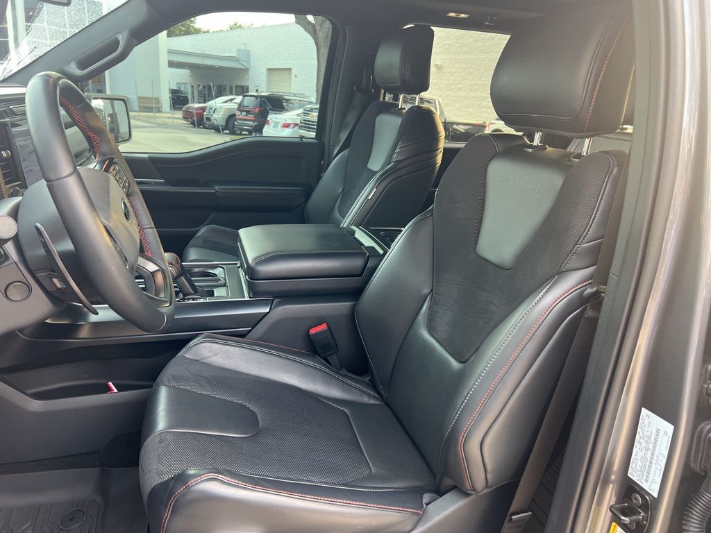 2024 Ford F-150 Raptor photo 13