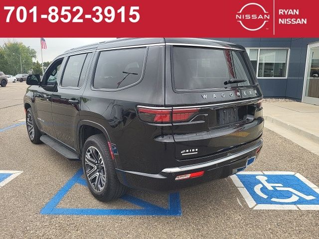 2023 Jeep Wagoneer Series II photo 2