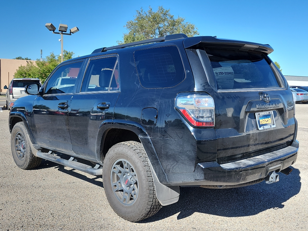2020 Toyota 4Runner SR5 Premium photo 8